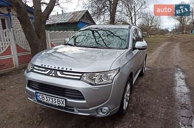 Внедорожник / Кроссовер Mitsubishi Outlander 2012 в Чернигове