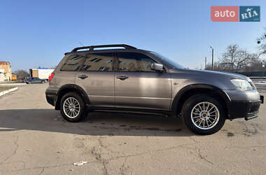 Позашляховик / Кросовер Mitsubishi Outlander 2005 в Полтаві