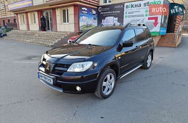 Позашляховик / Кросовер Mitsubishi Outlander 2006 в Житомирі