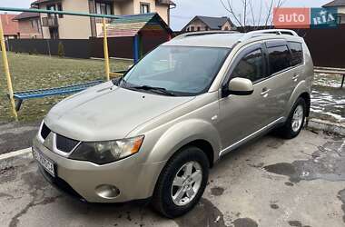 Внедорожник / Кроссовер Mitsubishi Outlander 2008 в 