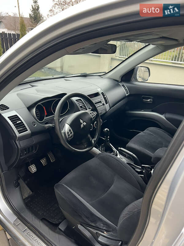 Позашляховик / Кросовер Mitsubishi Outlander 2007 в Рожнятові