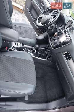 Внедорожник / Кроссовер Mitsubishi Outlander 2018 в 
