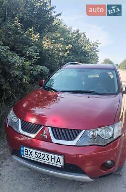 Внедорожник / Кроссовер Mitsubishi Outlander 2008 в 