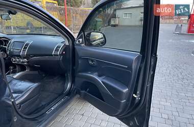 Внедорожник / Кроссовер Mitsubishi Outlander 2008 в 