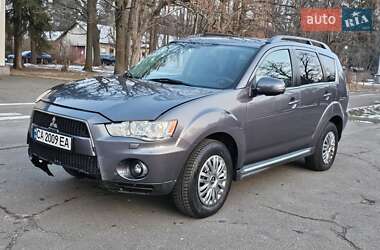 Позашляховик / Кросовер Mitsubishi Outlander 2011 в Києві