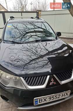 Внедорожник / Кроссовер Mitsubishi Outlander 2008 в Дунаевцах