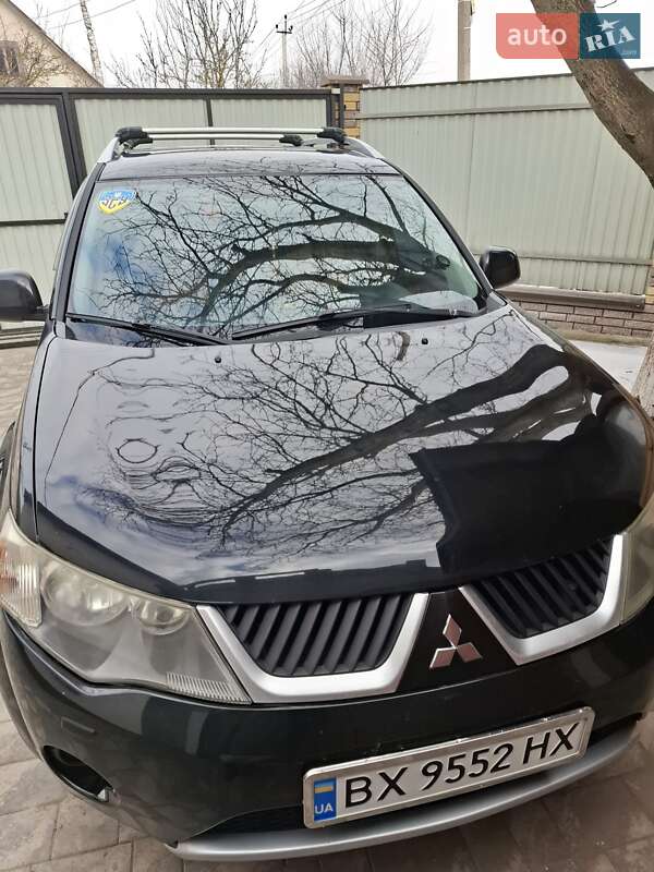 Внедорожник / Кроссовер Mitsubishi Outlander 2008 в 