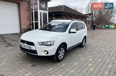 Позашляховик / Кросовер Mitsubishi Outlander 2012 в Умані