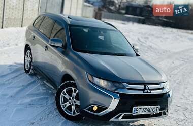 Позашляховик / Кросовер Mitsubishi Outlander 2013 в Харкові