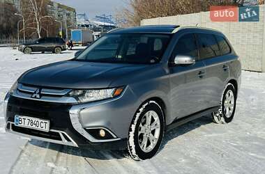 Позашляховик / Кросовер Mitsubishi Outlander 2013 в Харкові