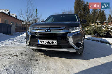 Внедорожник / Кроссовер Mitsubishi Outlander 2017 в Сумах