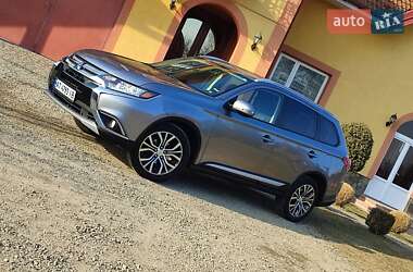 Внедорожник / Кроссовер Mitsubishi Outlander 2018 в Ивано-Франковске