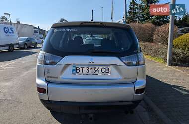 Внедорожник / Кроссовер Mitsubishi Outlander 2007 в Херсоне