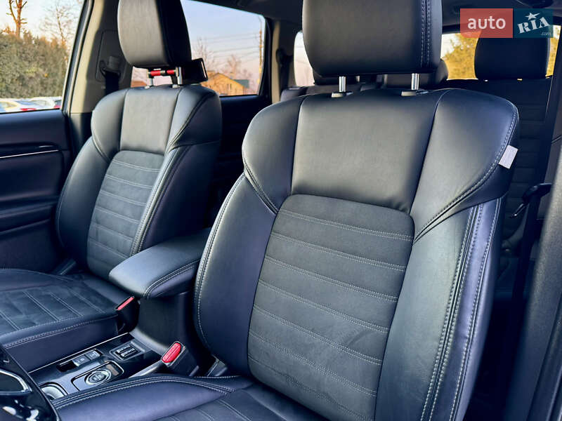 Внедорожник / Кроссовер Mitsubishi Outlander 2019 в Трускавце