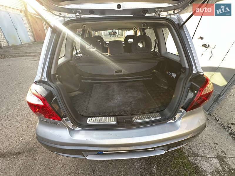 Внедорожник / Кроссовер Mitsubishi Outlander 2006 в Кременчуге