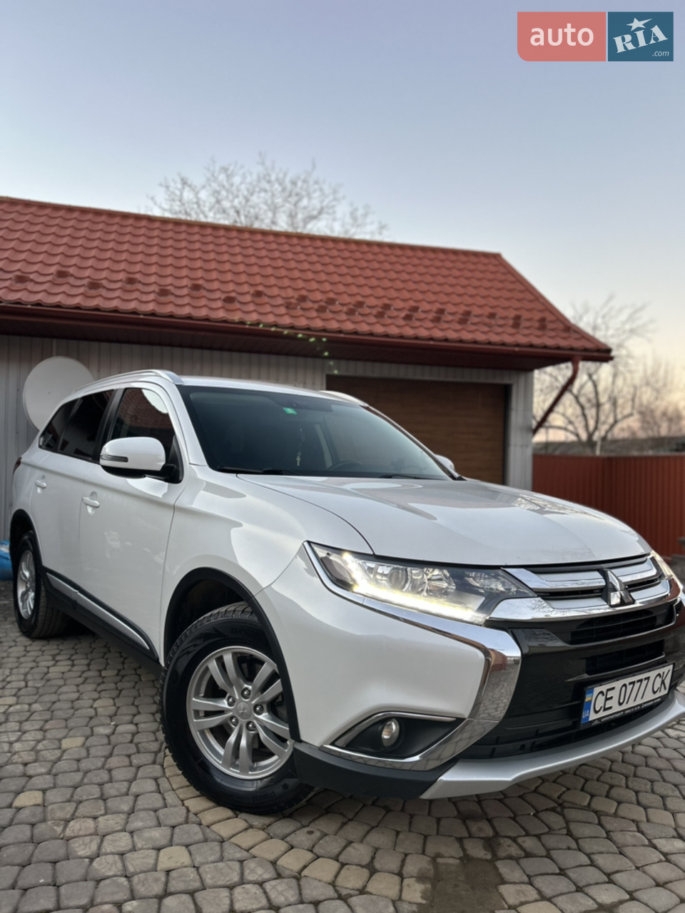 2018 Mitsubishi Outlander - мініатюра 28
