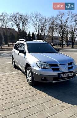 Позашляховик / Кросовер Mitsubishi Outlander 2006 в Черкасах