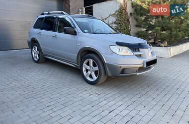 Позашляховик / Кросовер Mitsubishi Outlander 2005 в Рівному