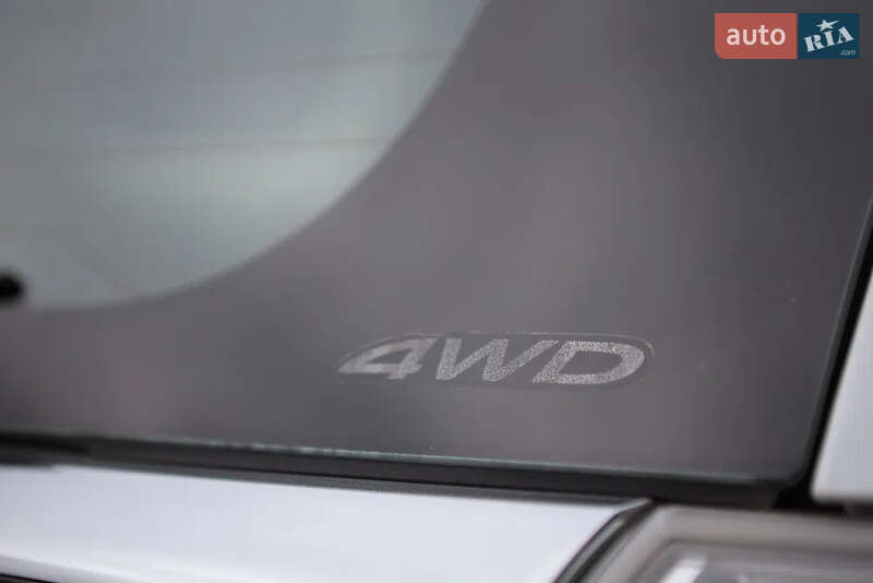 Внедорожник / Кроссовер Mitsubishi Outlander 2014 в Киеве