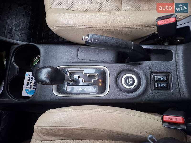 Mitsubishi Outlander 2016