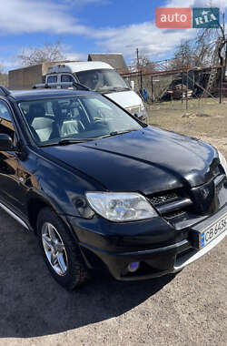 Позашляховик / Кросовер Mitsubishi Outlander 2005 в Чернігові