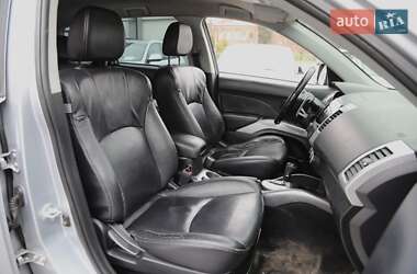 Позашляховик / Кросовер Mitsubishi Outlander 2008 в 