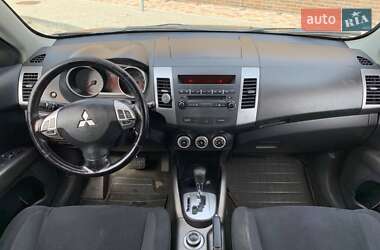 Позашляховик / Кросовер Mitsubishi Outlander 2008 в Одесі