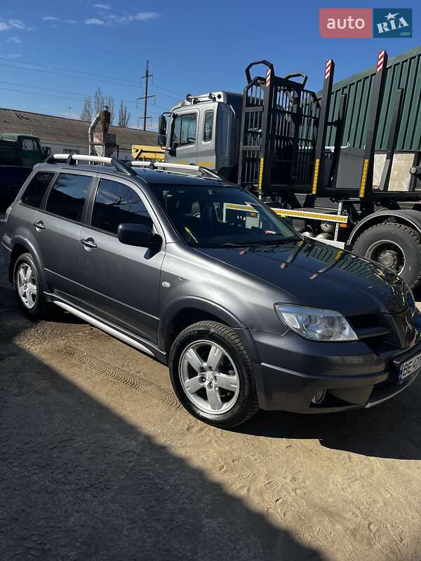 Mitsubishi Outlander 2008