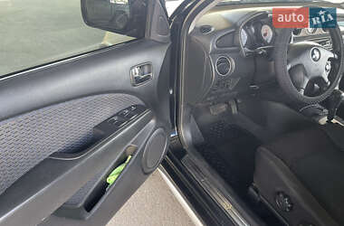 Внедорожник / Кроссовер Mitsubishi Outlander 2008 в 