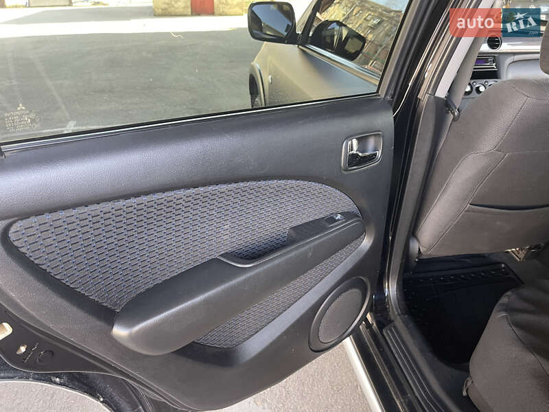 Внедорожник / Кроссовер Mitsubishi Outlander 2008 в Одессе фото 18 Внедорожник / Кроссовер Mitsubishi Outlander 2008 в Одессе