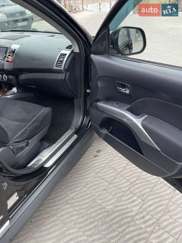Внедорожник / Кроссовер Mitsubishi Outlander 2009 в Тернополе фото 18 Внедорожник / Кроссовер Mitsubishi Outlander 2009 в Тернополе