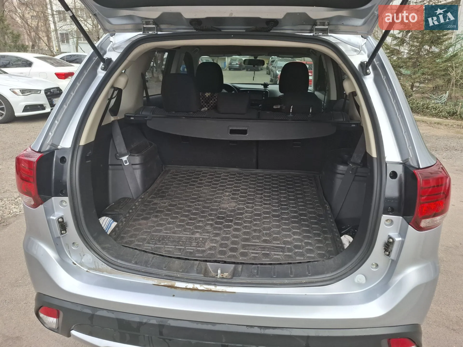 2015 Mitsubishi Outlander - мініатюра 15
