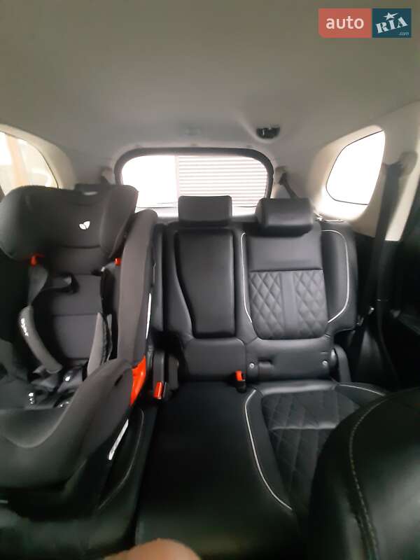 Внедорожник / Кроссовер Mitsubishi Outlander 2016 в Крюковщине фото 4 Внедорожник / Кроссовер Mitsubishi Outlander 2016 в Крюковщине