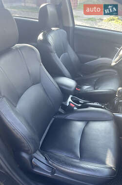 Внедорожник / Кроссовер Mitsubishi Outlander 2009 в 