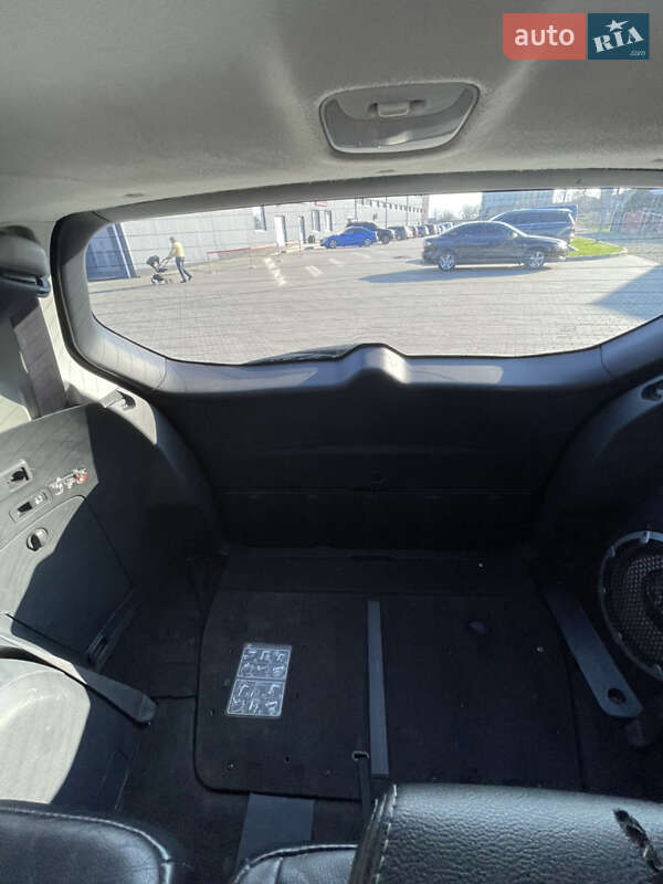 Внедорожник / Кроссовер Mitsubishi Outlander 2009 в Стрые