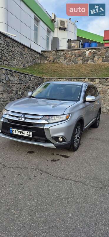 Внедорожник / Кроссовер Mitsubishi Outlander 2015 в Белой Церкви фото 3 Внедорожник / Кроссовер Mitsubishi Outlander 2015 в Белой Церкви