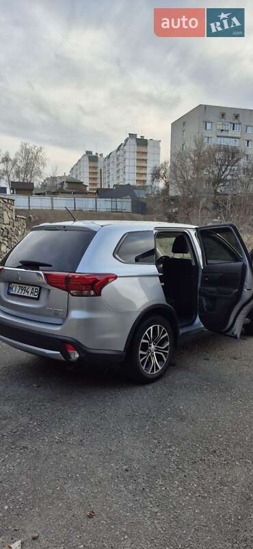 Внедорожник / Кроссовер Mitsubishi Outlander 2015 в Белой Церкви фото 23 Внедорожник / Кроссовер Mitsubishi Outlander 2015 в Белой Церкви