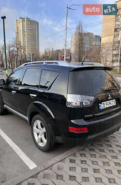Внедорожник / Кроссовер Mitsubishi Outlander 2008 в 