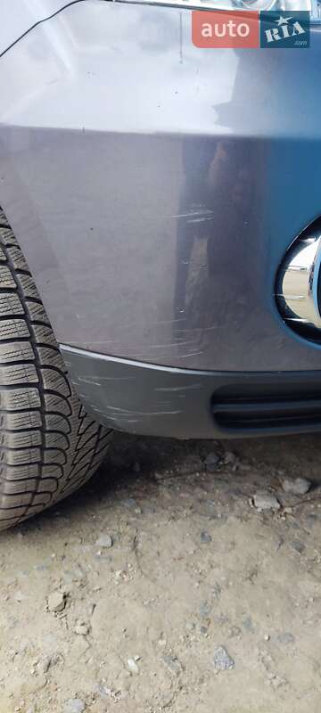 Позашляховик / Кросовер Mitsubishi Outlander 2010 в Харкові