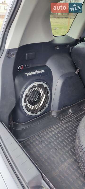 Позашляховик / Кросовер Mitsubishi Outlander 2010 в Харкові