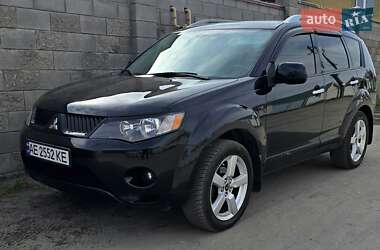 Внедорожник / Кроссовер Mitsubishi Outlander 2008 в 