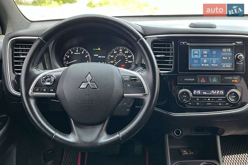 Внедорожник / Кроссовер Mitsubishi Outlander 2014 в Львове