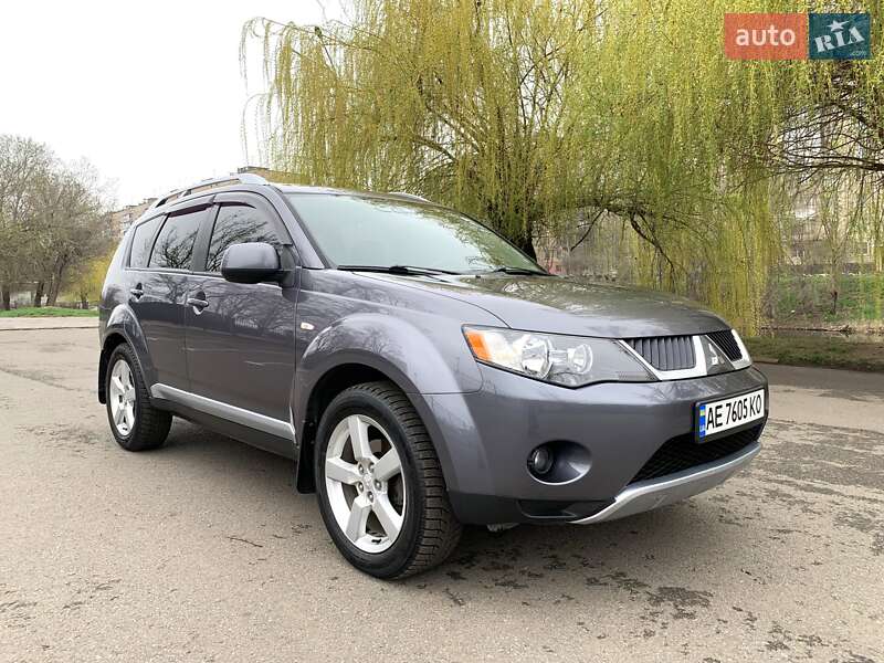 Позашляховик / Кросовер Mitsubishi Outlander 2008 в 