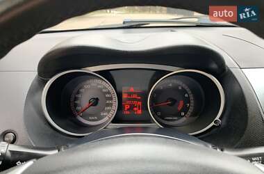 Позашляховик / Кросовер Mitsubishi Outlander 2008 в 