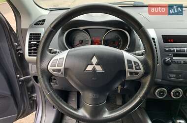 Позашляховик / Кросовер Mitsubishi Outlander 2008 в 
