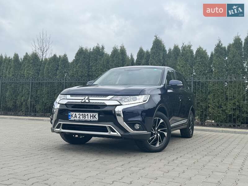 Позашляховик / Кросовер Mitsubishi Outlander 2021 в Одесі