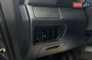 Внедорожник / Кроссовер Mitsubishi Outlander 2007 в 