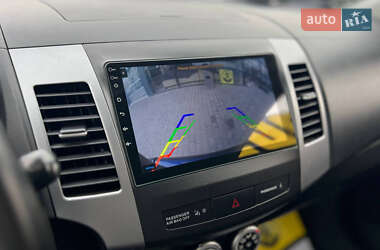 Внедорожник / Кроссовер Mitsubishi Outlander 2007 в 