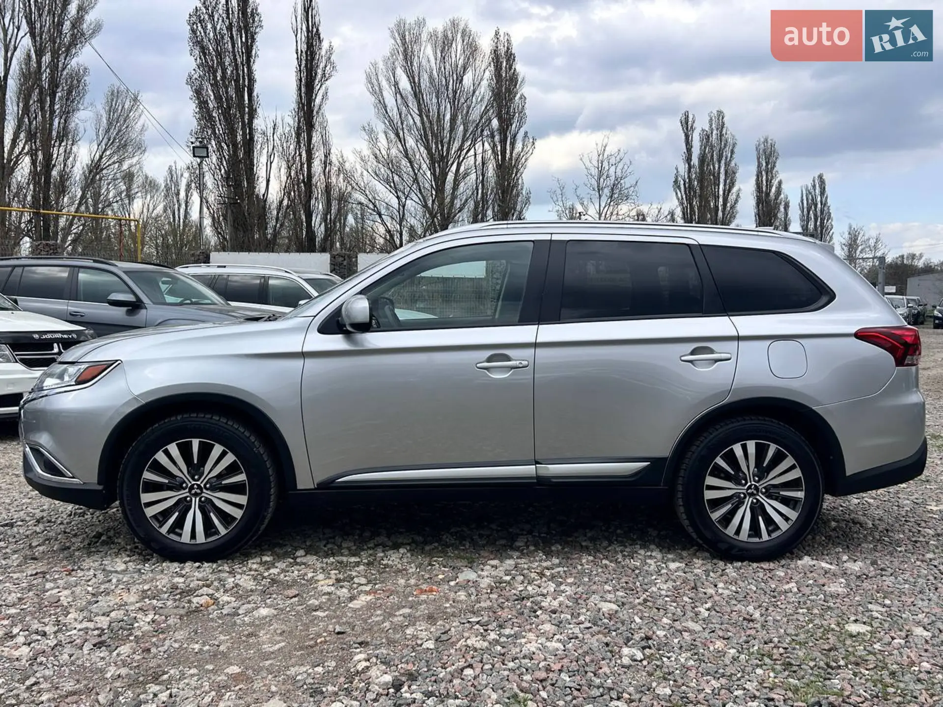 2018 Mitsubishi Outlander - мініатюра 9