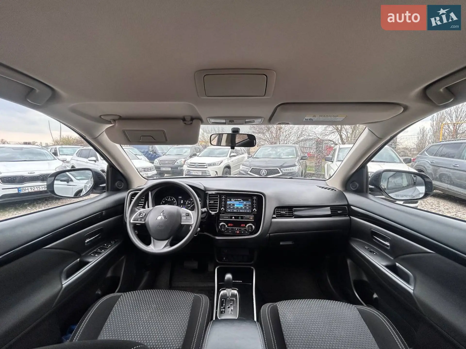 2018 Mitsubishi Outlander - мініатюра 31